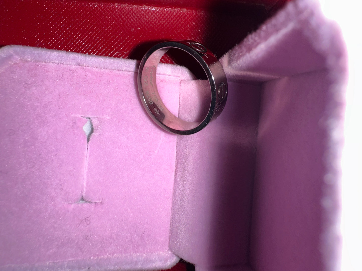 Cartier pre-owned