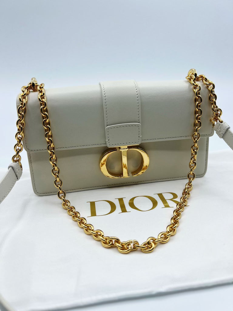 30 MONTAIGNE EAST-WEST BAG WITH CHAIN