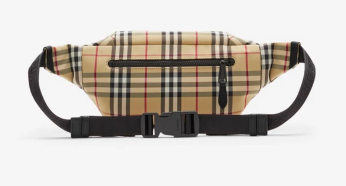 Burberry belt bag