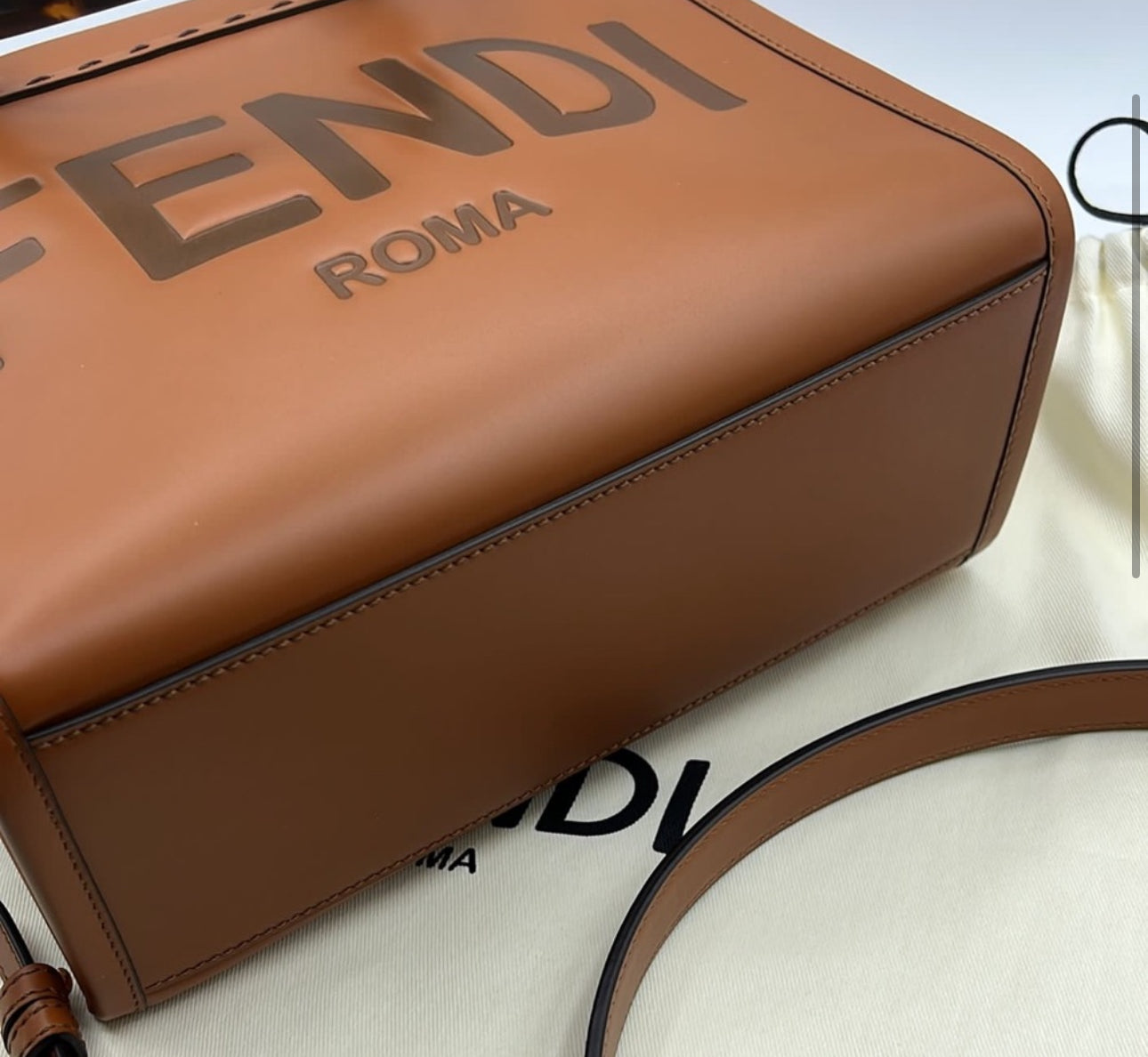 Fendi sunshine small