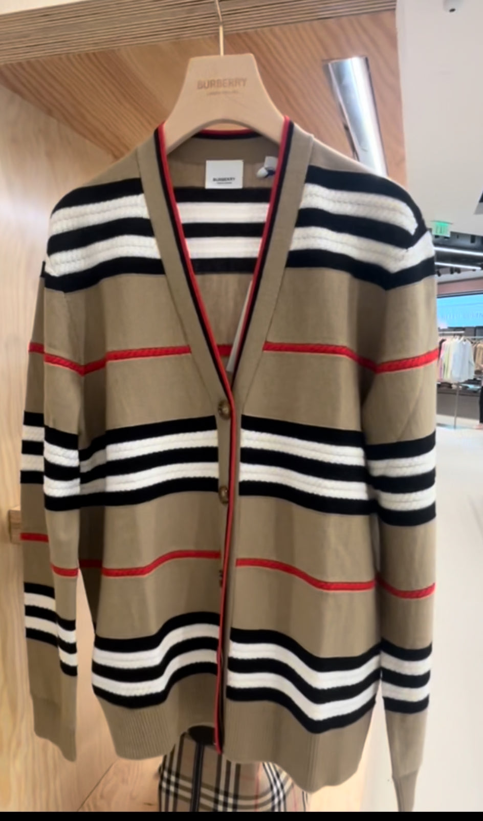 Burberry wool cardigan Large