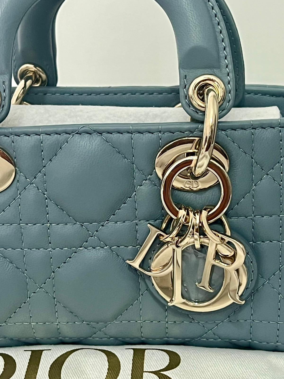 Dior D’Joy micro BALANCE