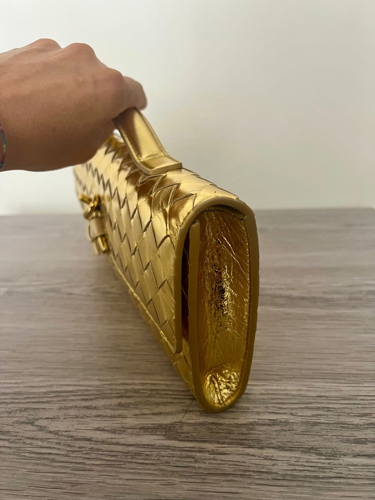 Bottega andiamo clutch gold