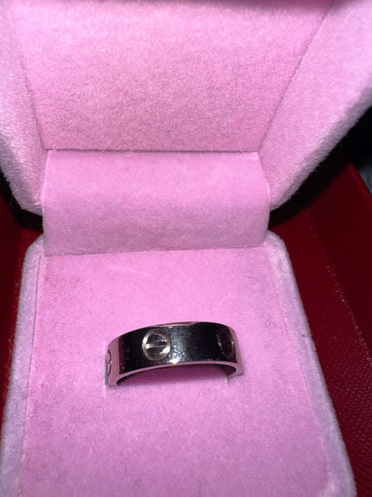 Cartier pre-owned