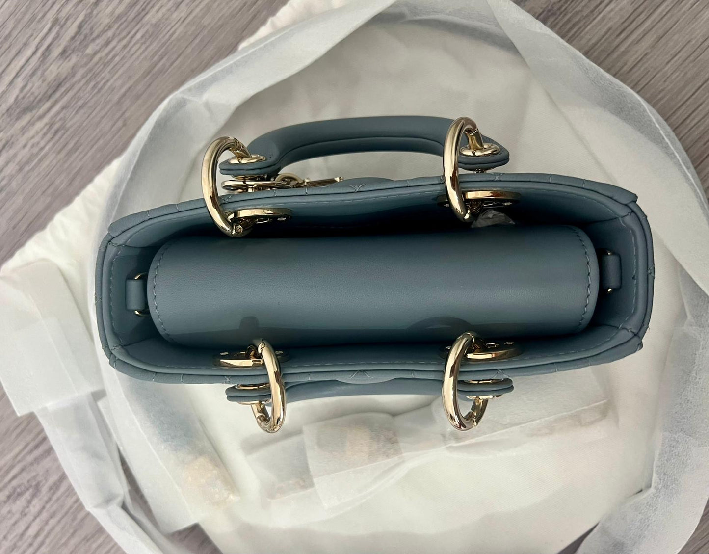 Dior D’Joy micro BALANCE