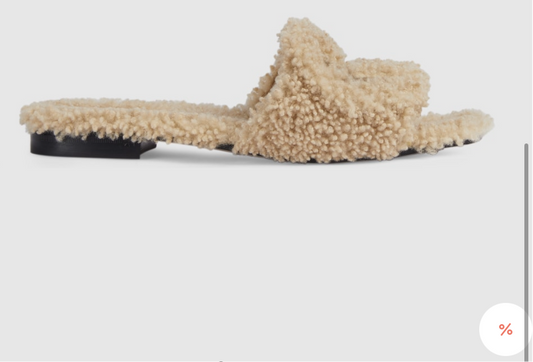 Guccu sherling slides 38
