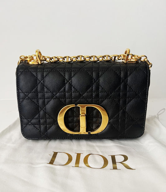 Black small Caro