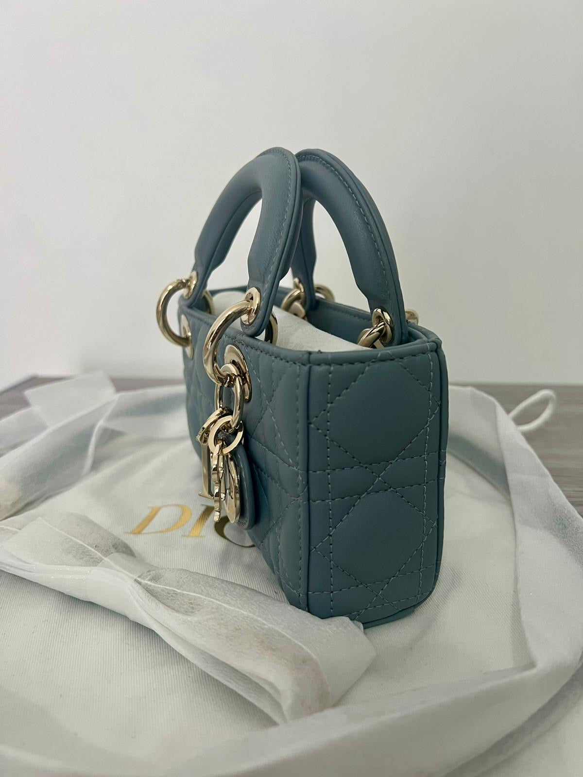 Dior D’Joy micro BALANCE