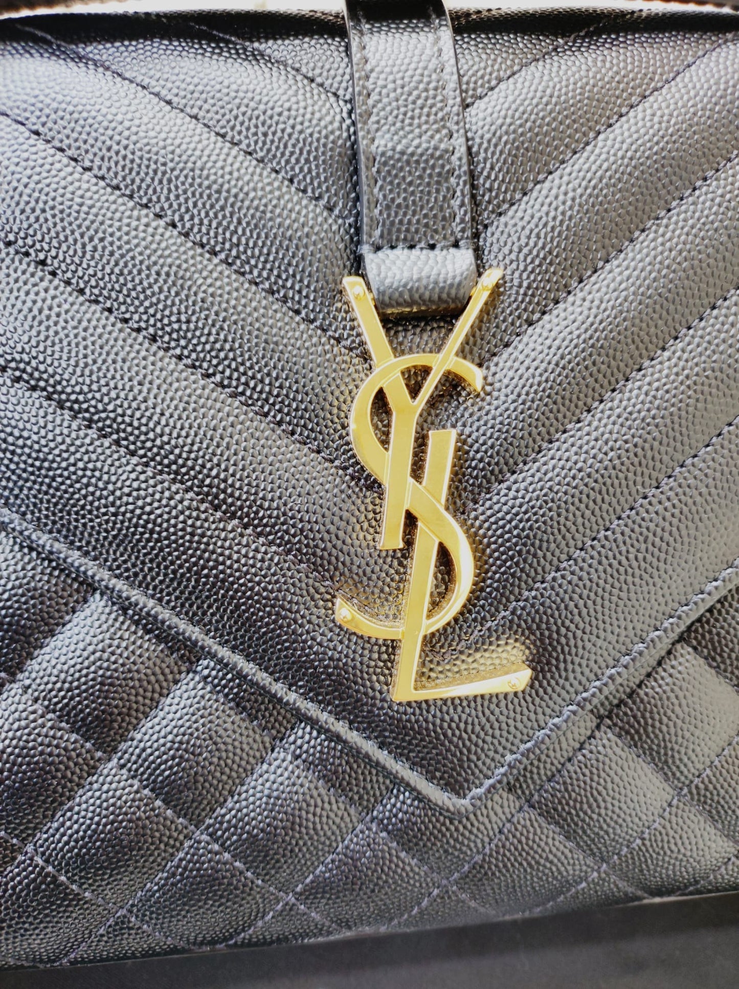 Ysl medium envelope
