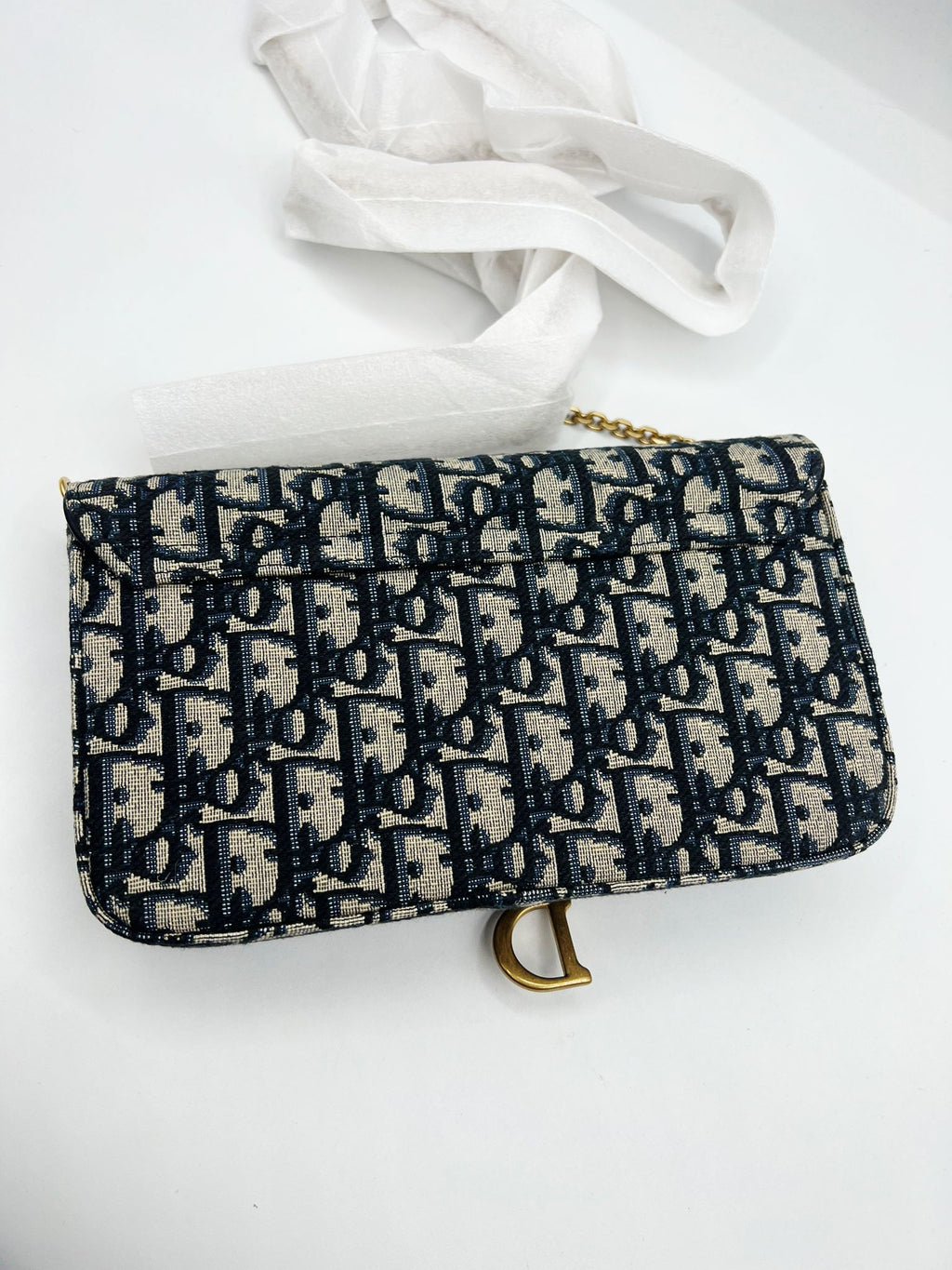 Dior wallet on chain