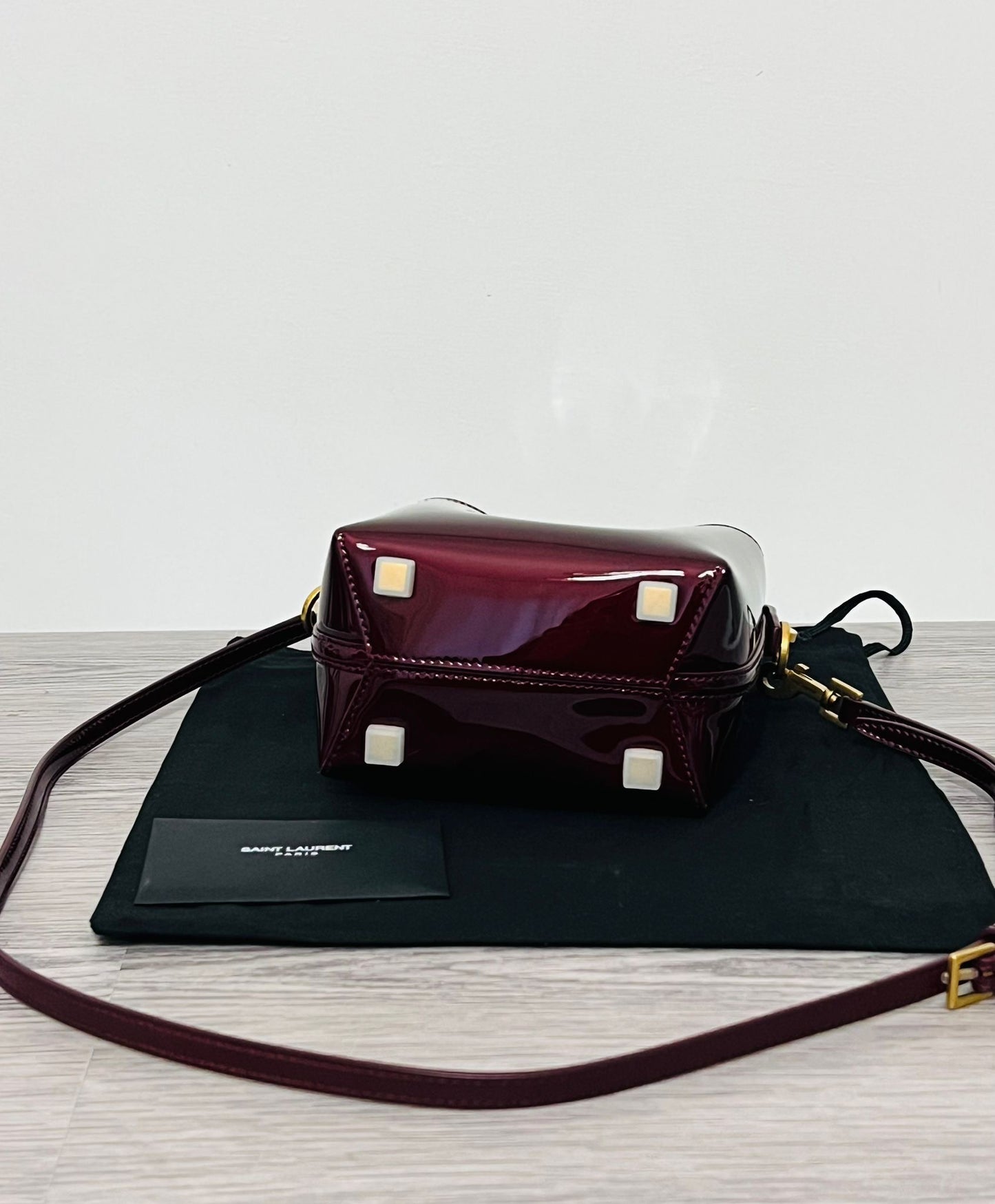 Ysl 37 mini bucket new with dust bag