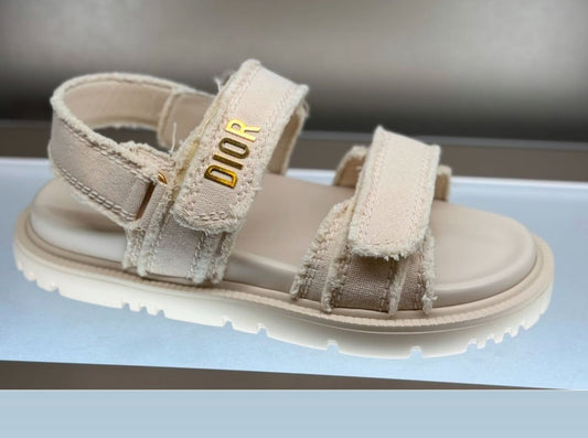 Dior sandals 42