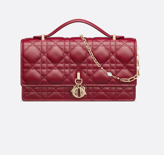 My dior mini cherry red balance
