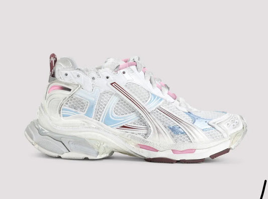 BALENCIAGA
Balenciaga Gradient Runner 40