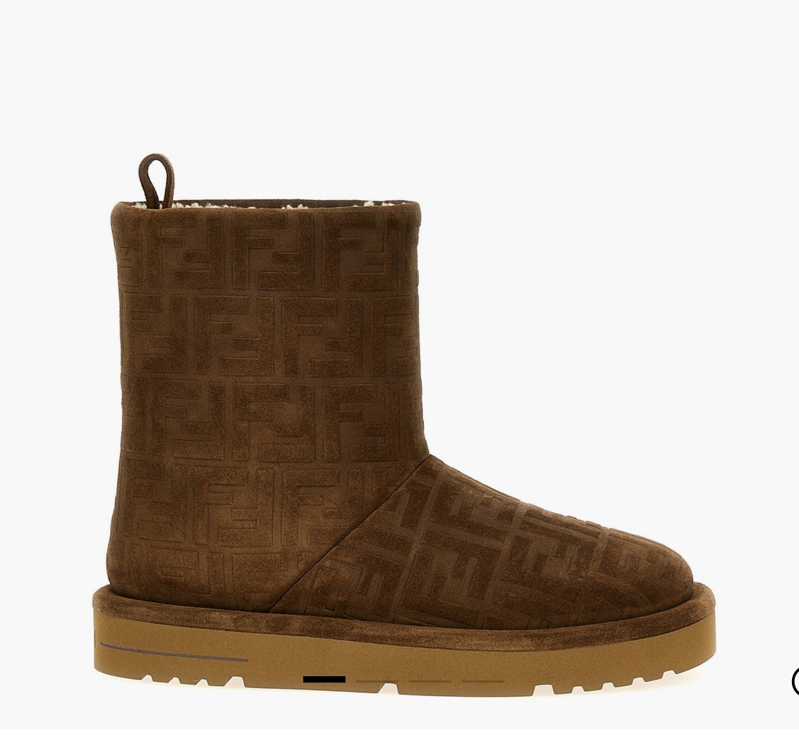 Fendi apres ski boots