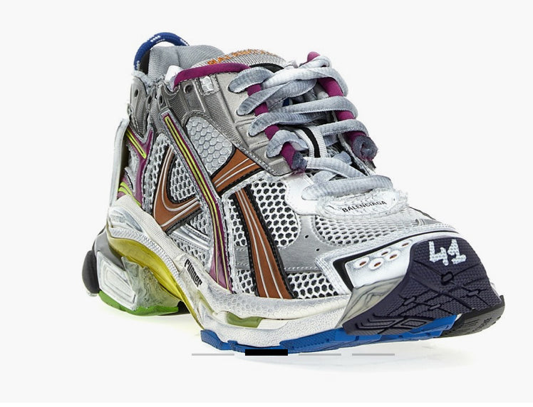 Balenciaga runners 41
