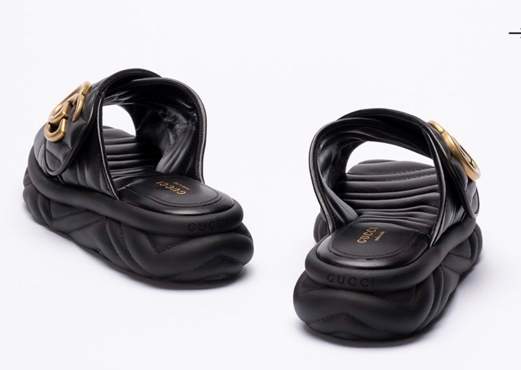 Gucci marmont slides