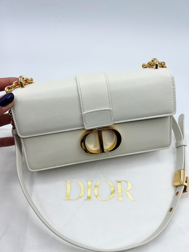30 MONTAIGNE EAST-WEST BAG WITH CHAIN