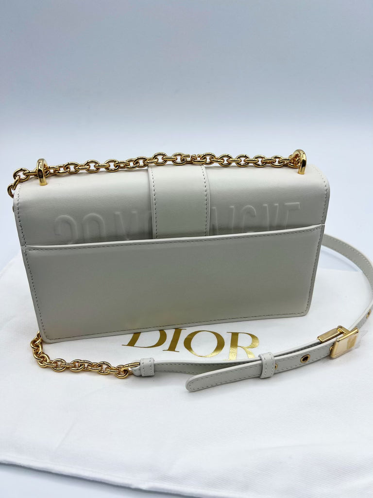 30 MONTAIGNE EAST-WEST BAG WITH CHAIN