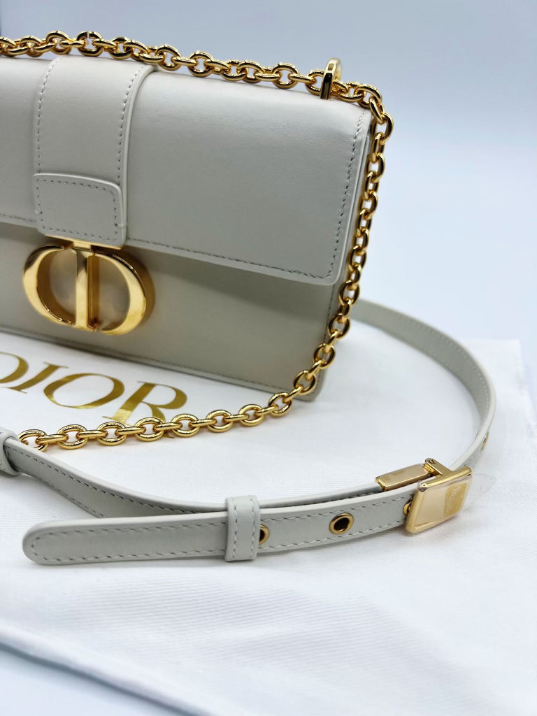 30 MONTAIGNE EAST-WEST BAG WITH CHAIN